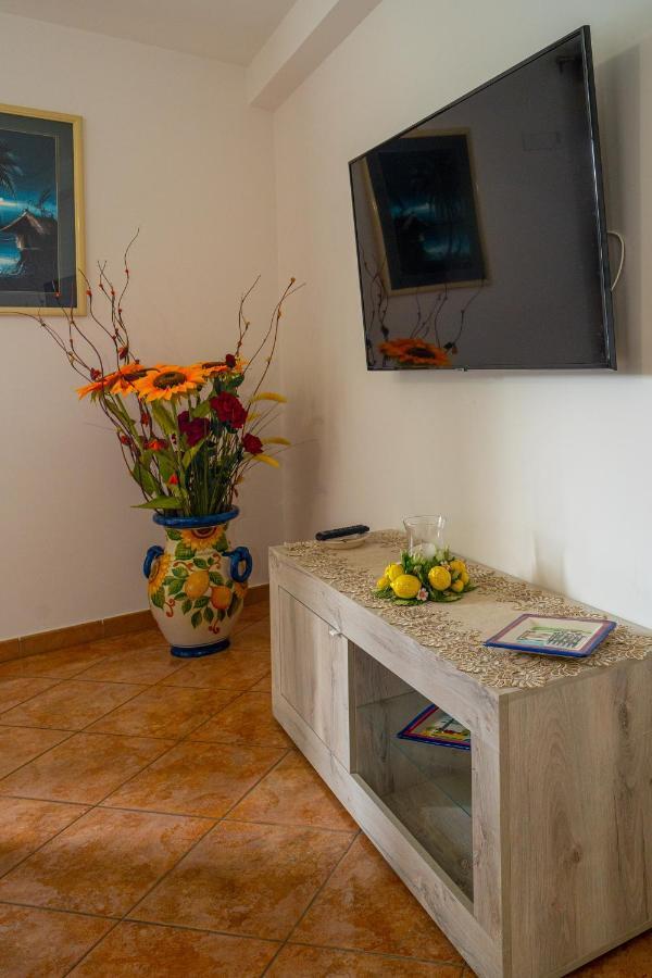 Вилла Lidia'S House Минори Экстерьер фото